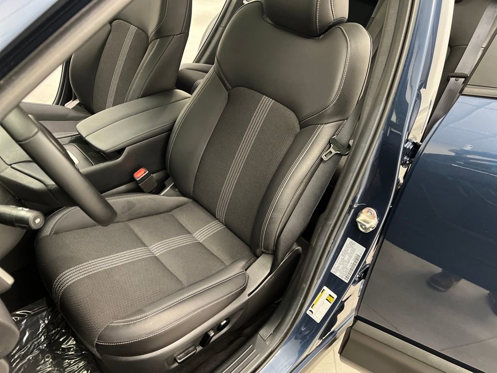 Used 2025 MAZDA CX-50 AWD 2.5 S w/ Premium Package image 9