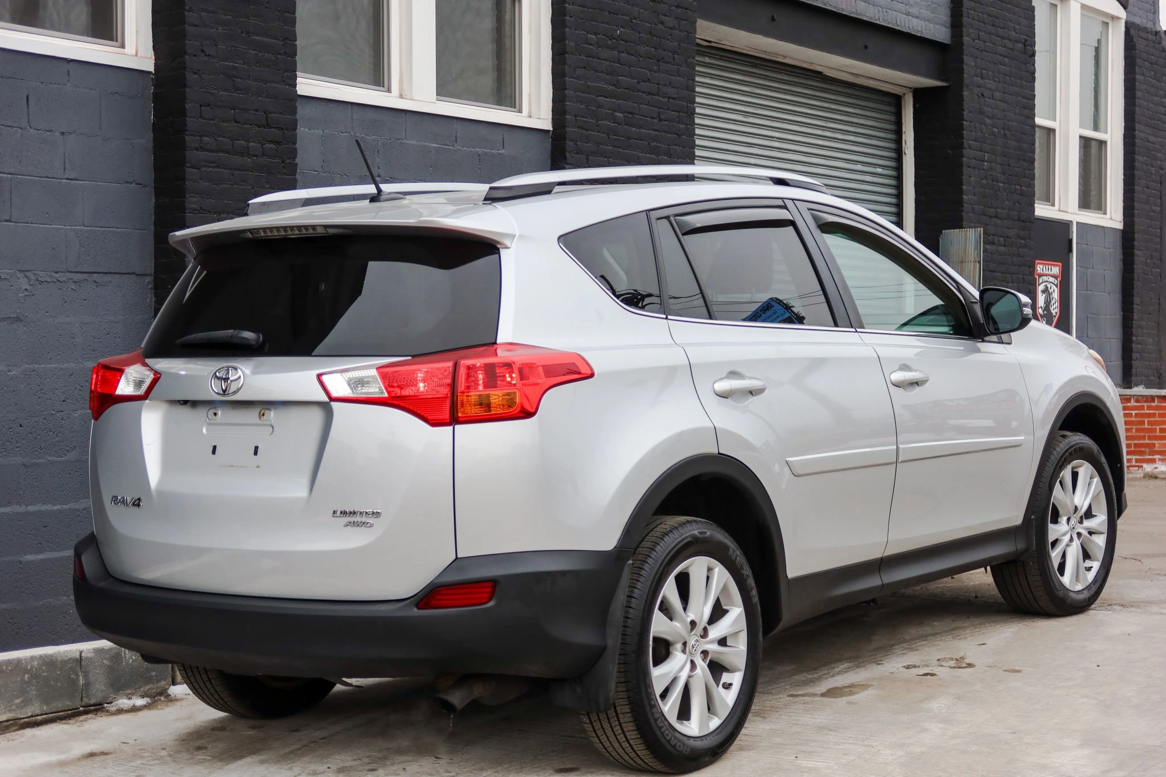 Used 2013 Toyota RAV4 Limited image 4
