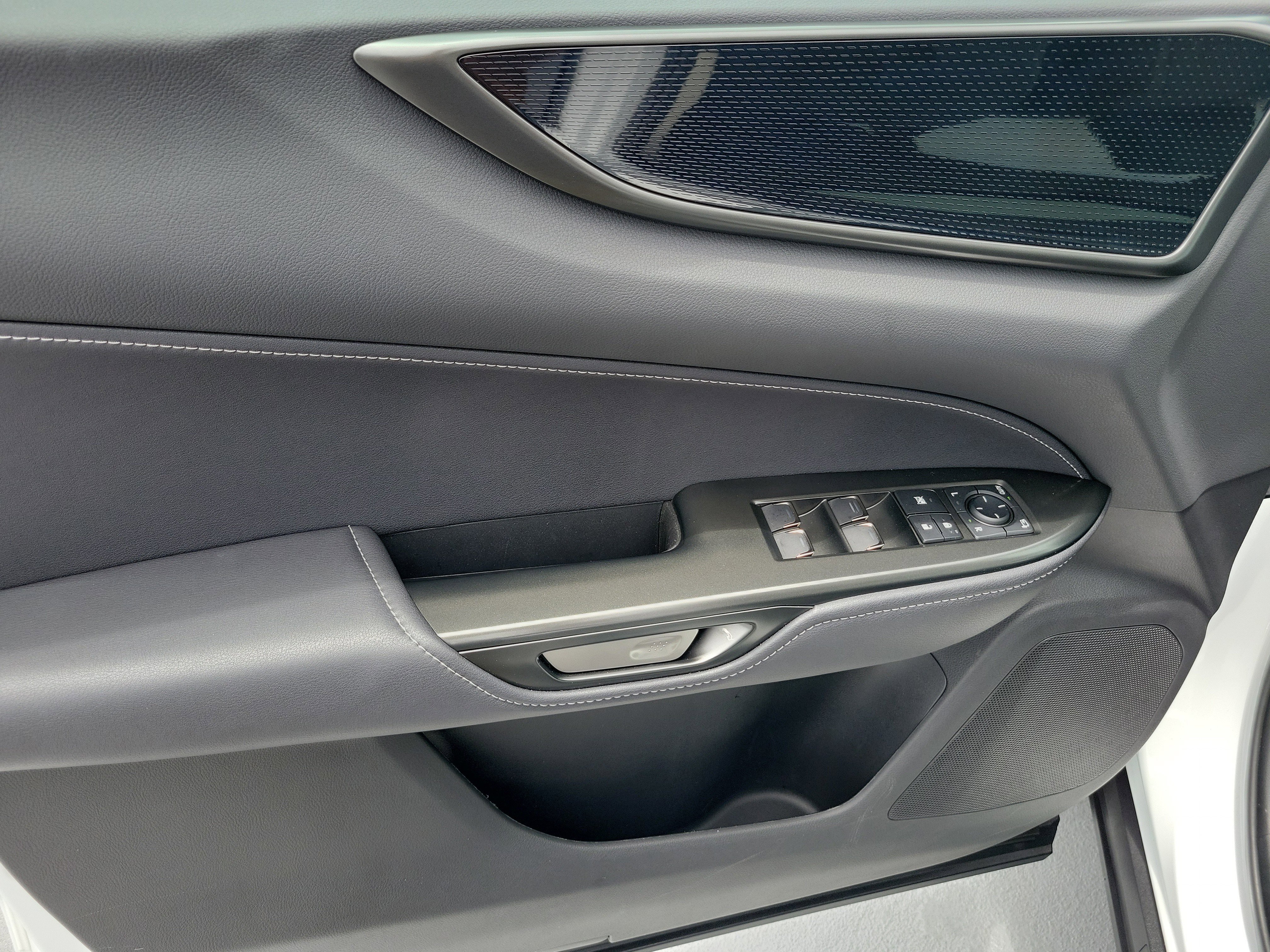 Used 2026 Lexus NX 350 AWD w/ Cold Area Package image 19
