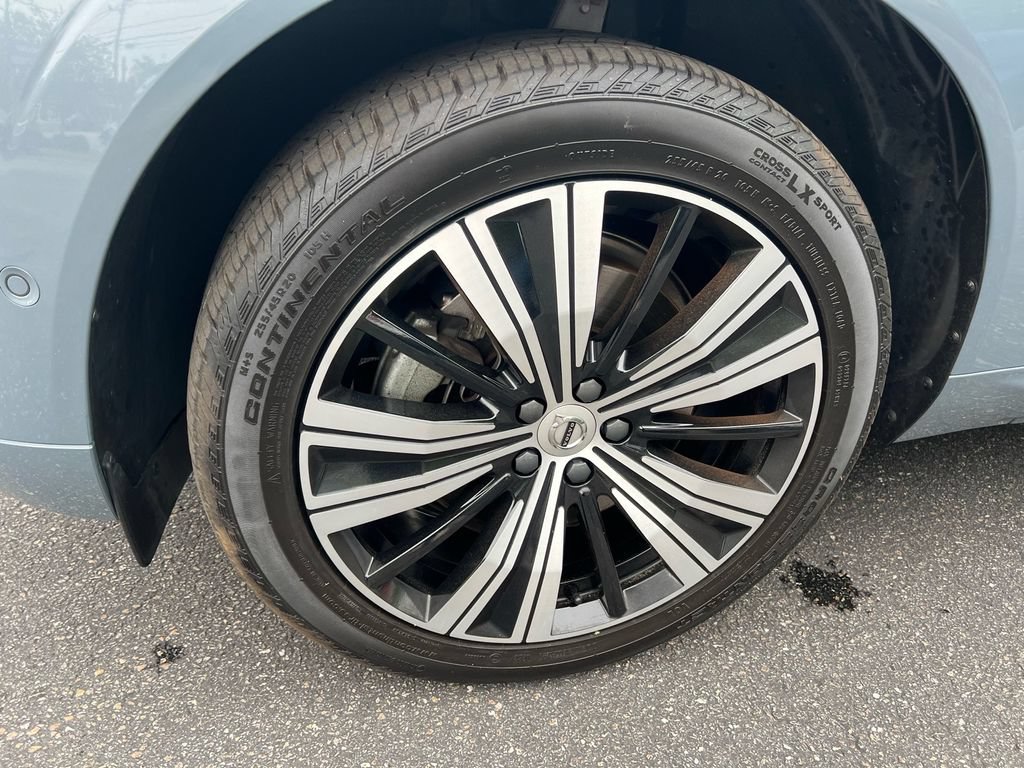 Certified 2023 Volvo XC60 B6 Ultimate w/ Climate Package AWD/4WD image 9