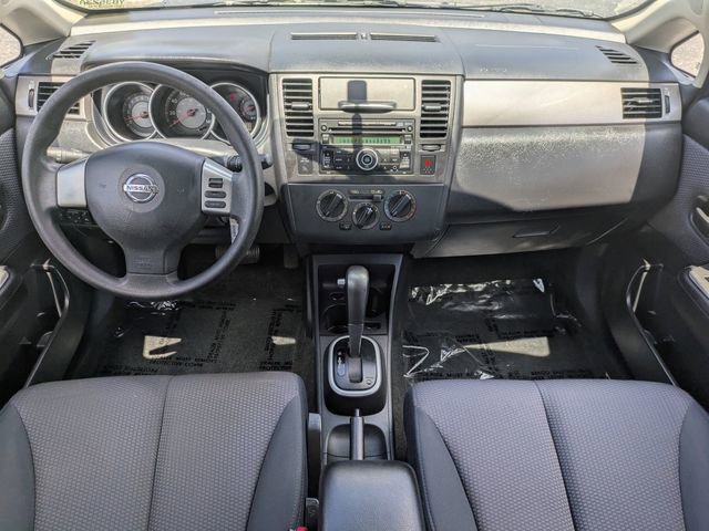 Used 2009 Nissan Versa Hatchback FWD image 17