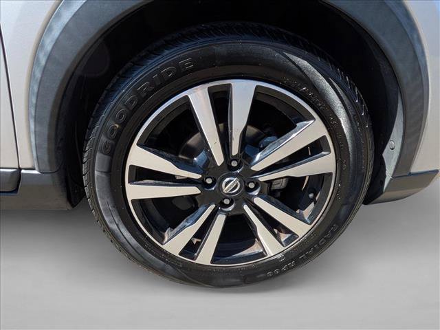 Used 2019 Nissan Kicks SV FWD image 22
