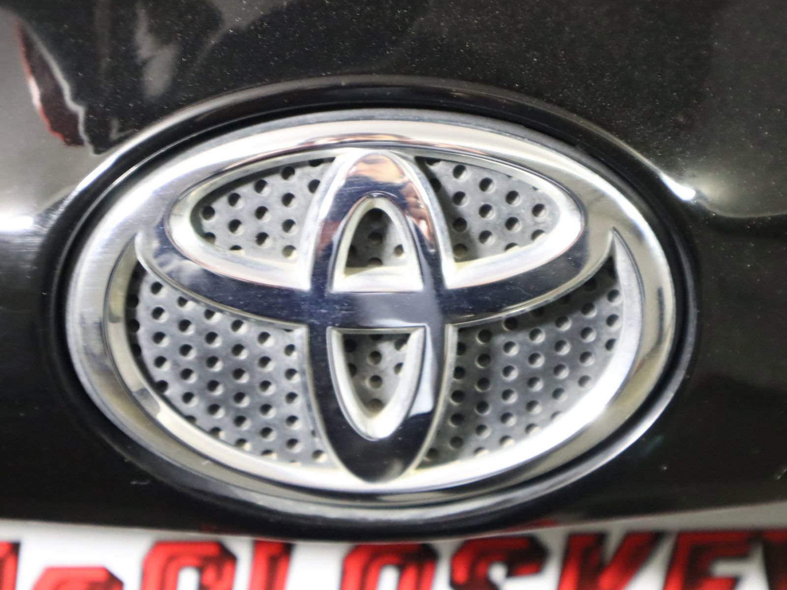 Used 2017 Toyota RAV4 SE w/ Advanced Technology Package AWD/4WD image 8
