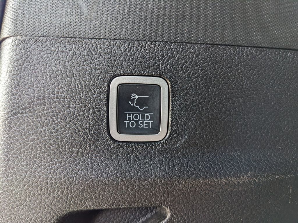 Certified 2024 Jeep Grand Wagoneer L Series II w/ Quick Order Packagew 28T image 40