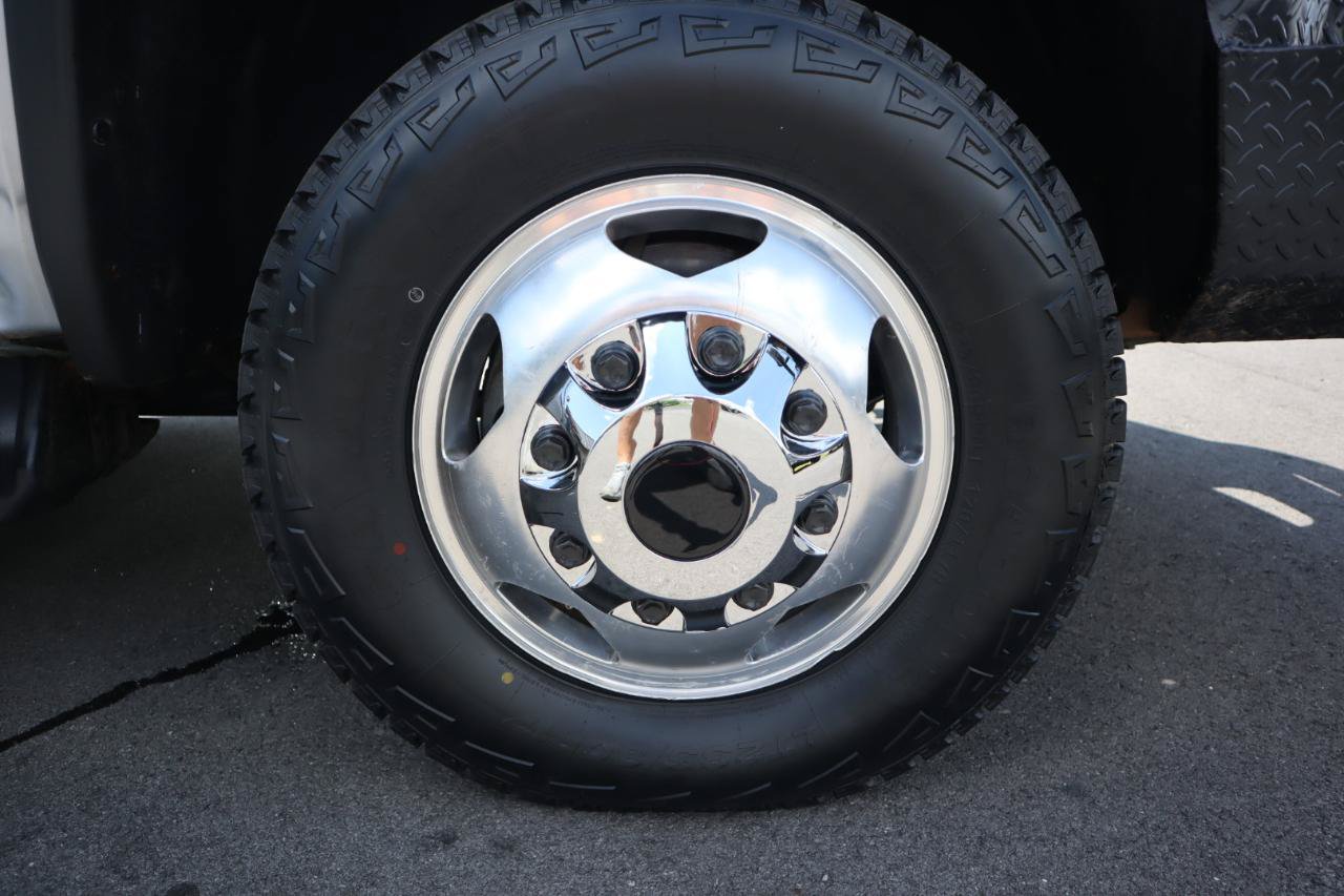 Used 2017 GMC Sierra 3500 Denali w/ Duramax Plus Package AWD/4WD image 16