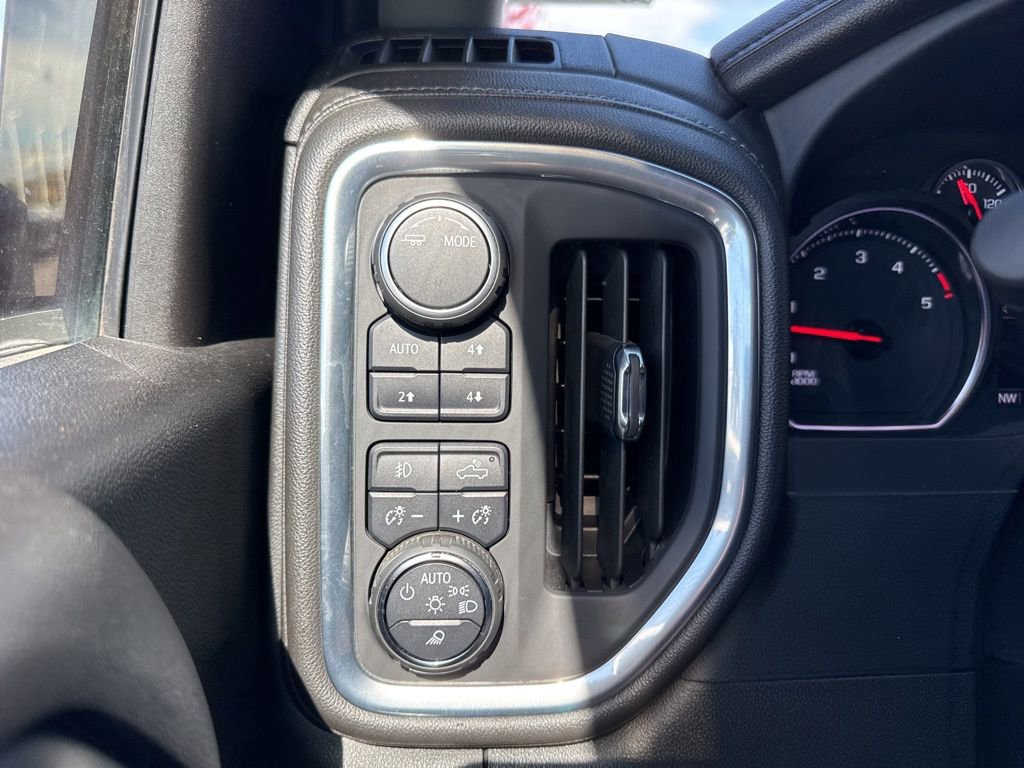 Used 2022 Chevrolet Silverado 2500 LTZ image 24