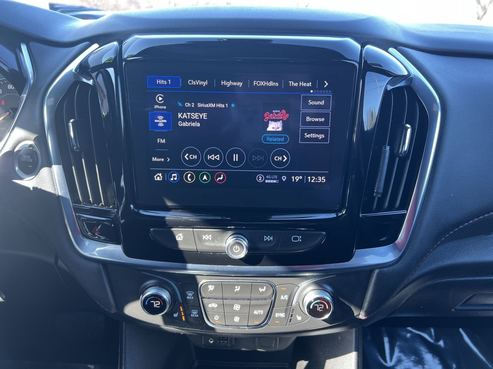 Used 2023 Chevrolet Traverse RS w/ LPO, Cargo Package image 18