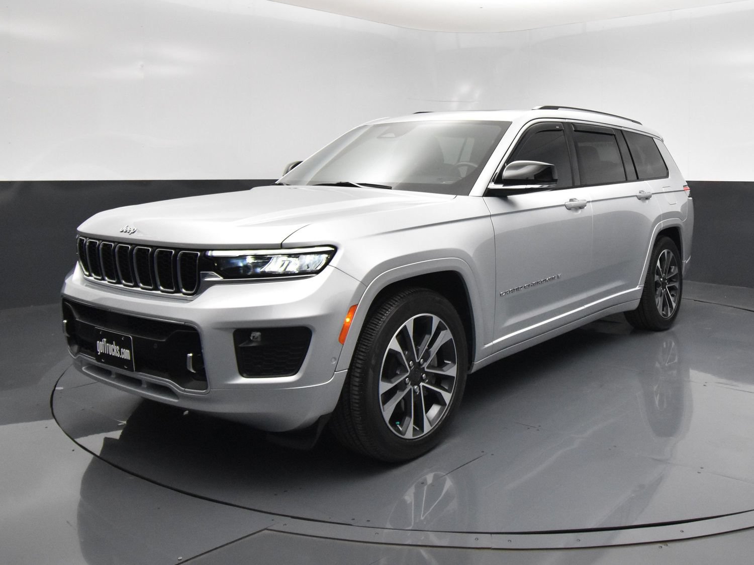Used 2022 Jeep Grand Cherokee L Overland AWD/4WD image 2