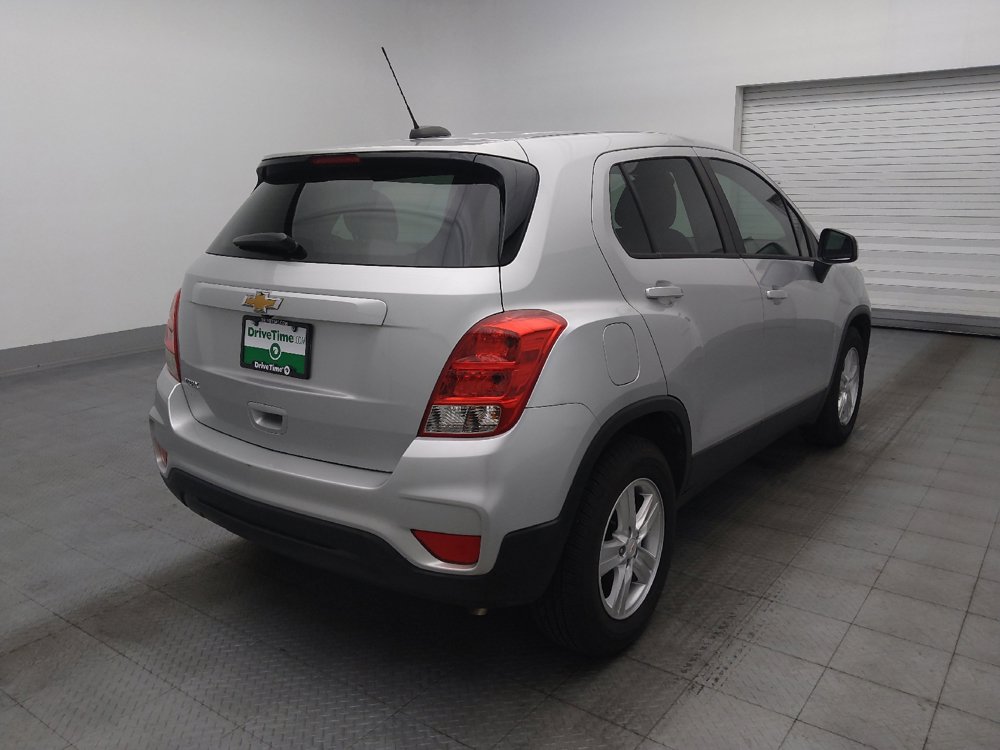 Used 2020 Chevrolet Trax LS FWD image 9