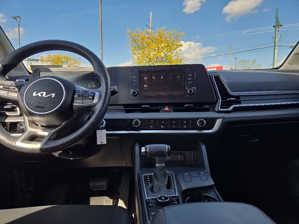 Certified 2023 Kia Sportage LX AWD/4WD image 37