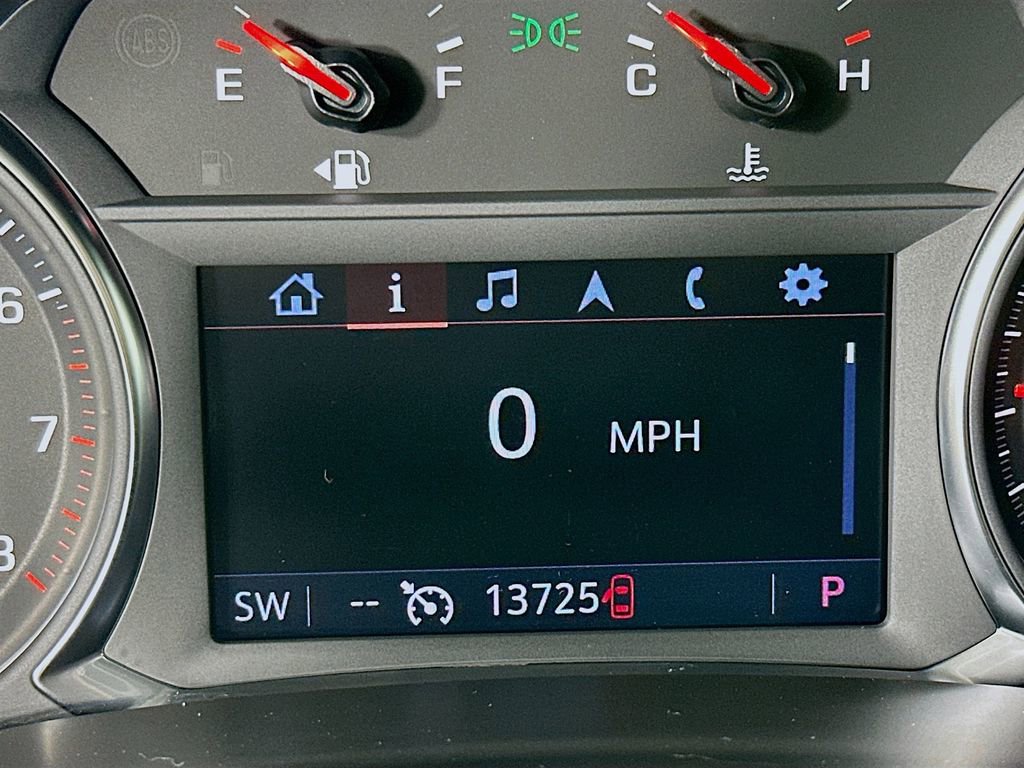 Used 2025 Chevrolet Blazer LT image 17