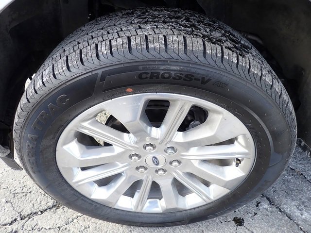 Used 2023 Ford F150 Limited image 9