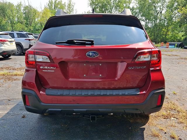 Used 2018 Subaru Outback 2.5i Premium AWD/4WD image 8
