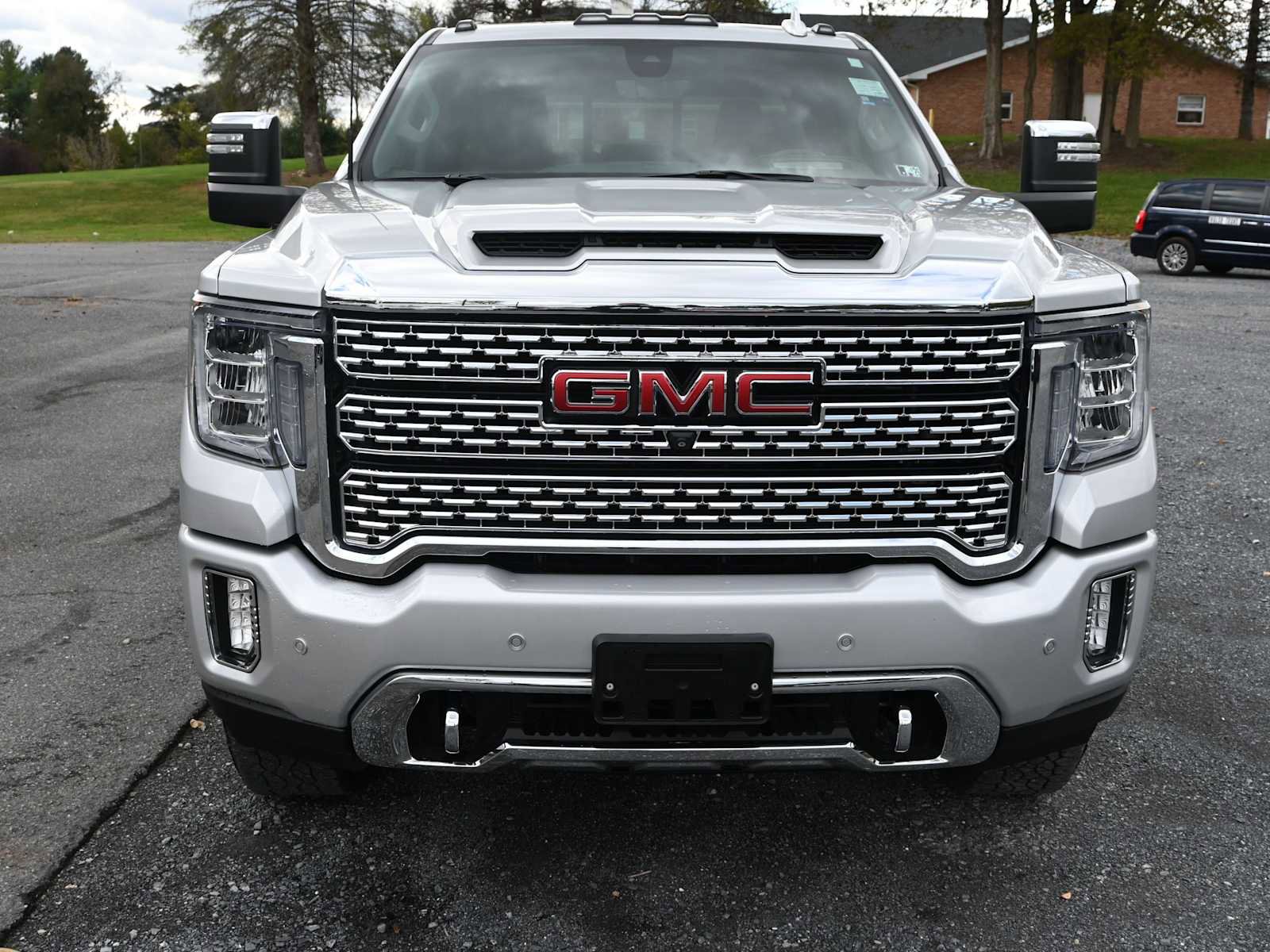 Used 2022 GMC Sierra 3500 Denali w/ Denali Ultimate Package image 11