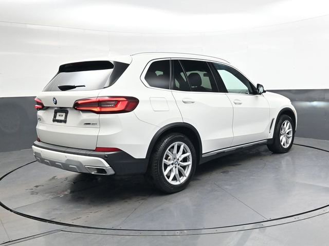 Used 2023 BMW X5 xDrive40i w/ Climate Comfort Package image 4