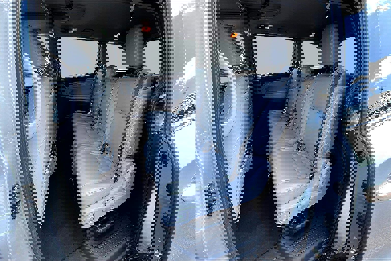 Used 2018 Honda Odyssey Elite image 22