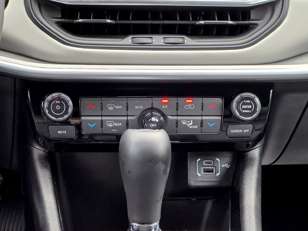 Used 2024 Jeep Compass Limited AWD/4WD image 34