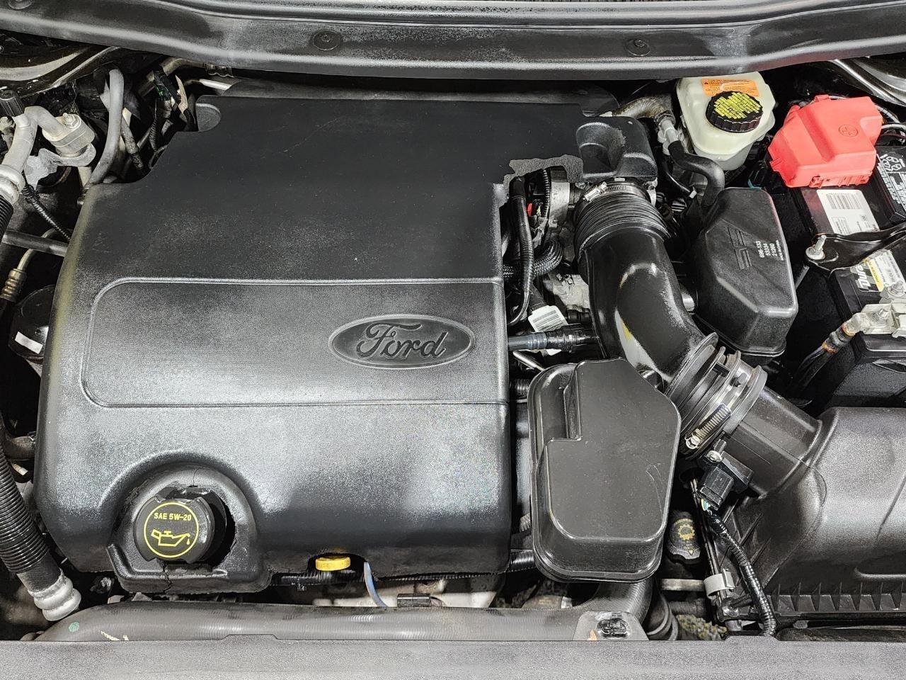 Used 2015 Ford Explorer XLT w/ Equipment Group 202B FWD image 31