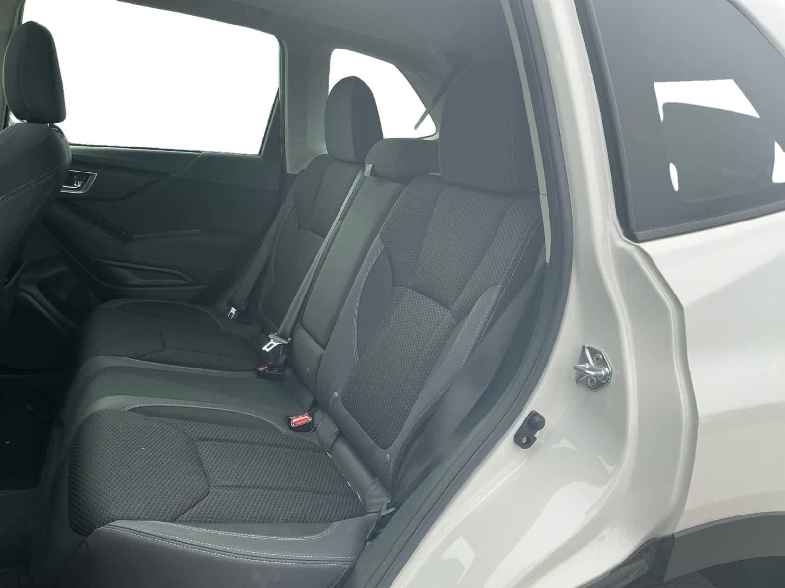Used 2023 Subaru Forester Premium AWD/4WD image 12