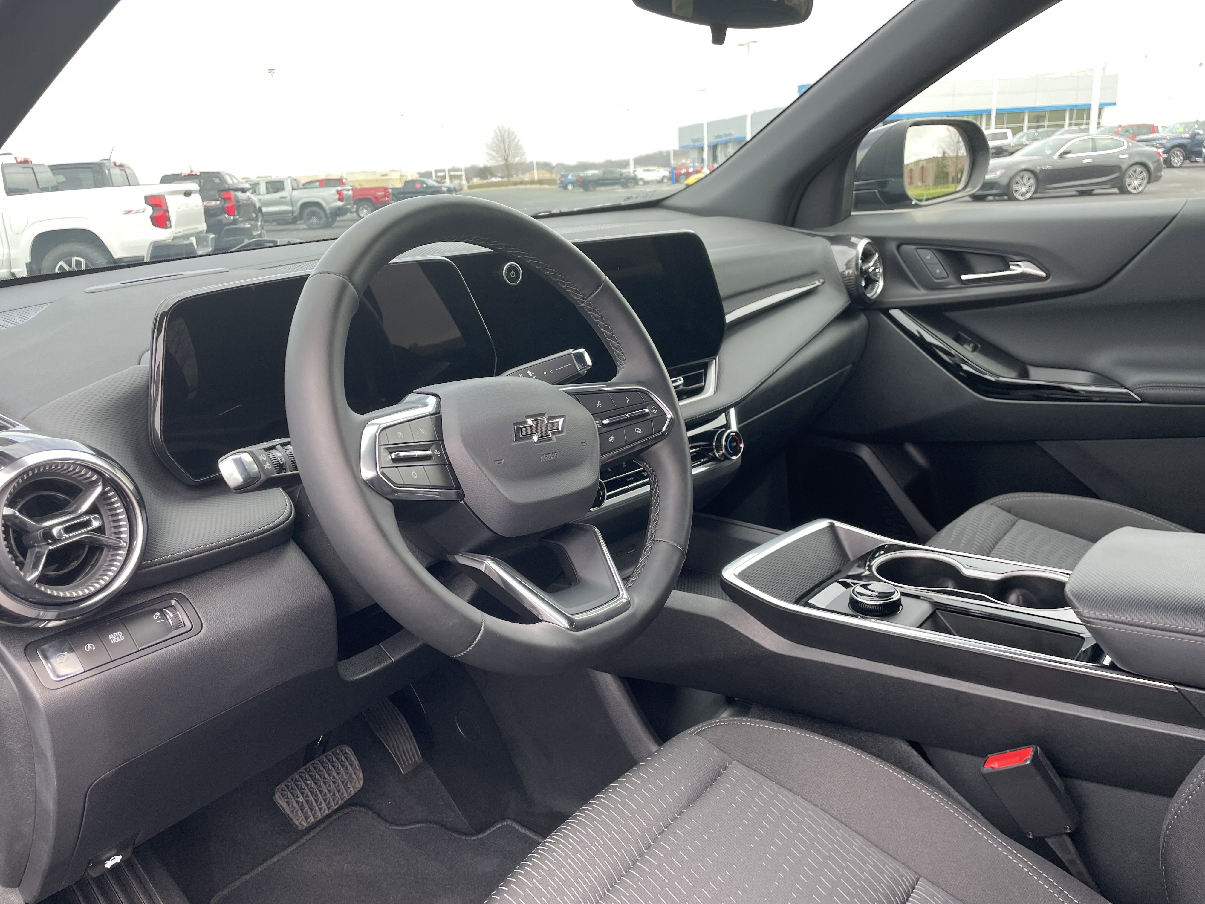Certified 2026 Chevrolet Equinox LT w/ Midnight Edition FWD image 9