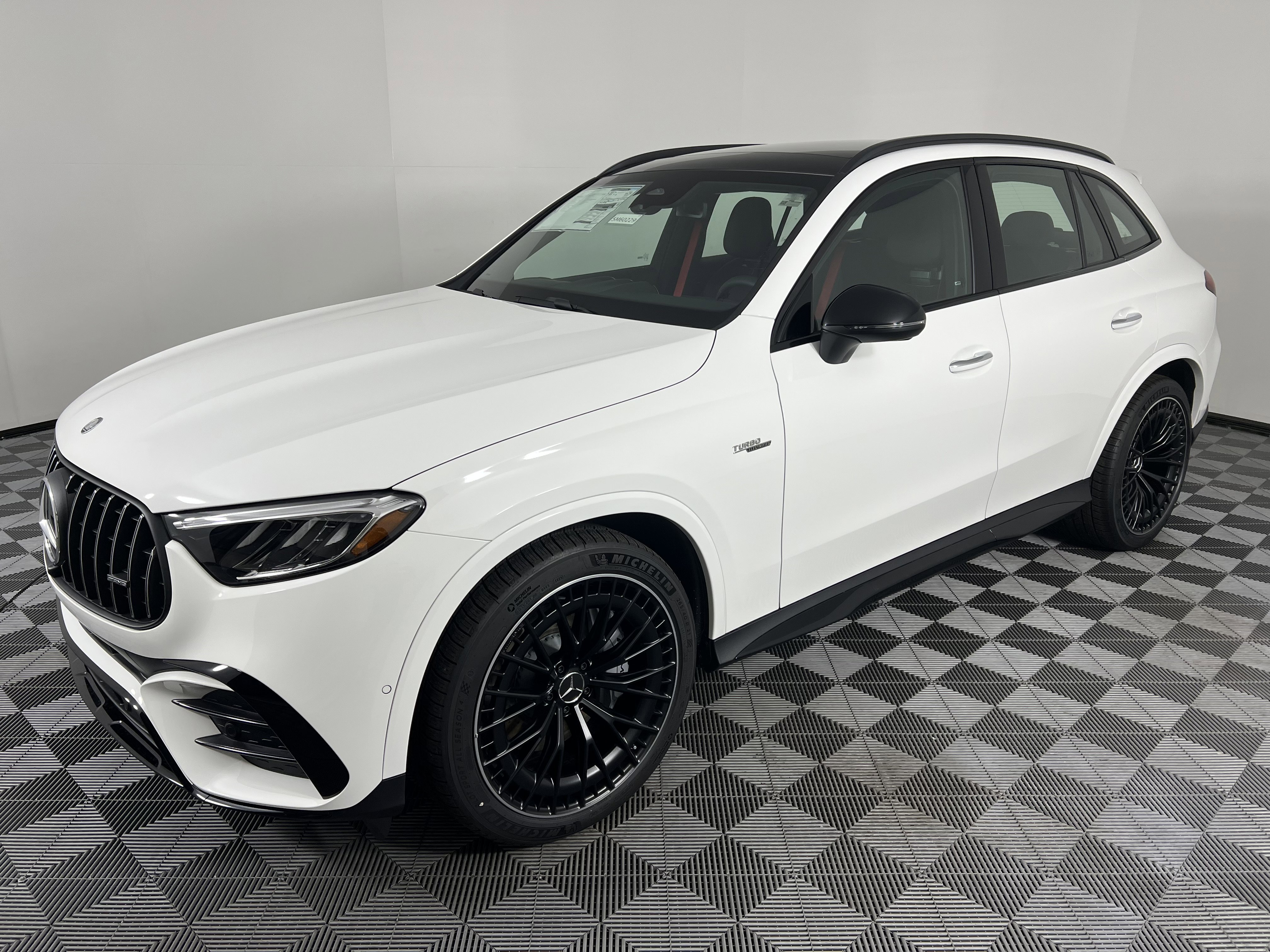 New 2026 Mercedes-Benz GLC 43 AMG 4MATIC image 8