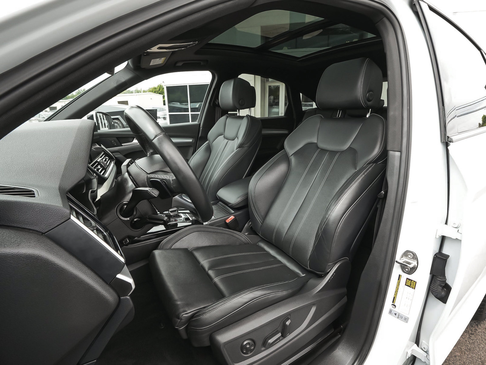 Used 2023 Audi Q5 2.0T Prestige w/ Prestige Package AWD/4WD image 34