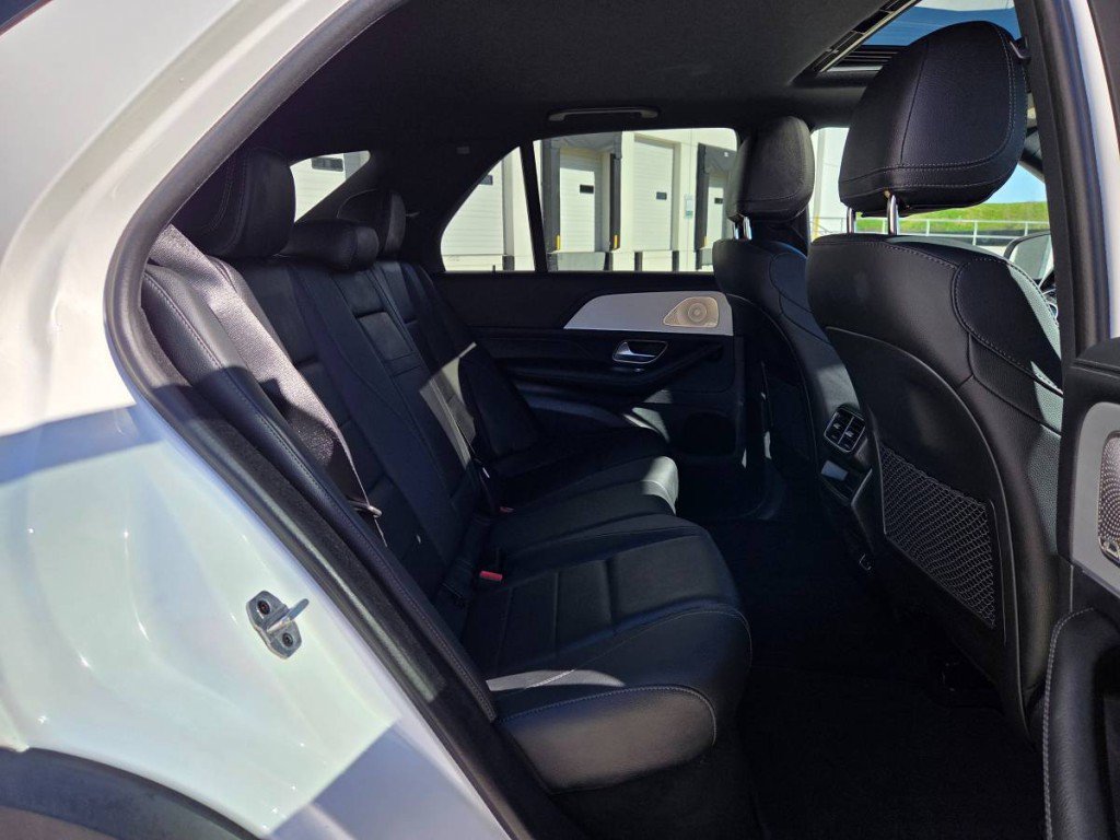 Used 2024 Mercedes-Benz GLE 350 4MATIC image 16