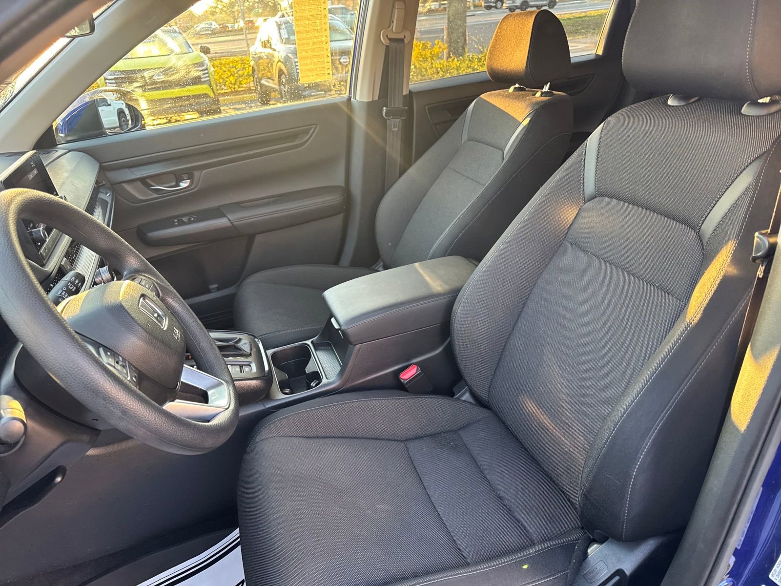 Used 2025 Honda CR-V LX image 18