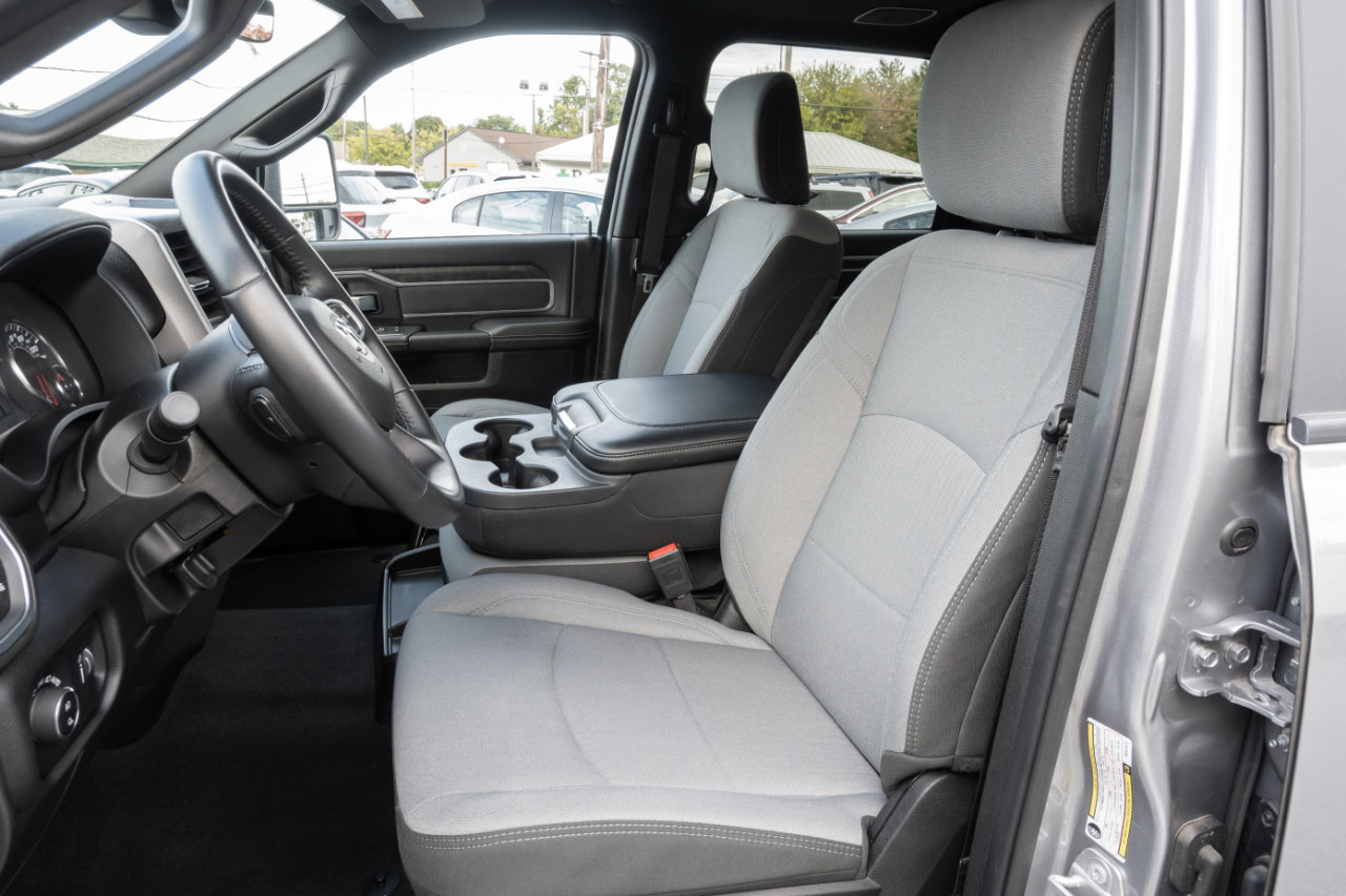 Used 2024 RAM 2500 Big Horn w/ Bed Utility Group image 20