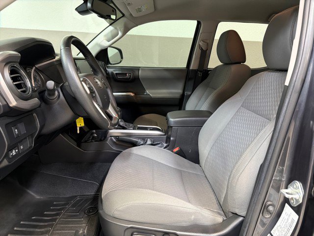 Used 2022 Toyota Tacoma SR5 w/ Technology Package image 13
