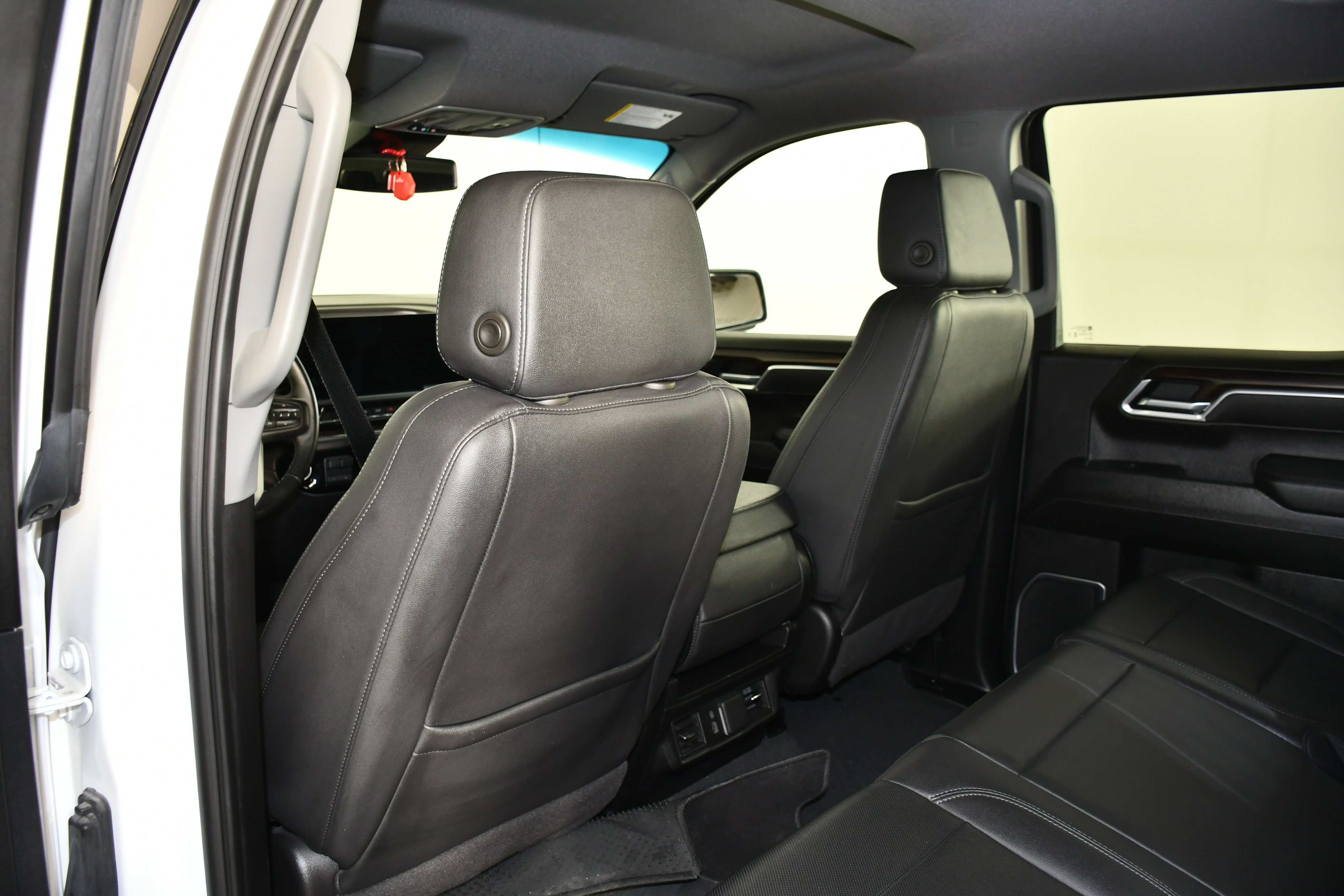 Used 2025 GMC Sierra 1500 SLT image 49