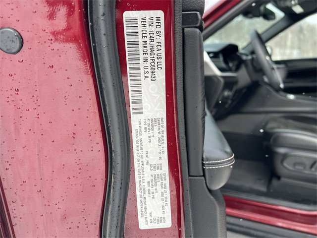 Used 2023 Jeep Grand Cherokee Altitude image 26