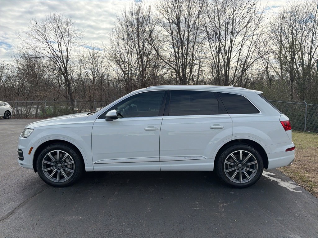 Used 2017 Audi Q7 3.0T Prestige w/ Prestige Package image 2