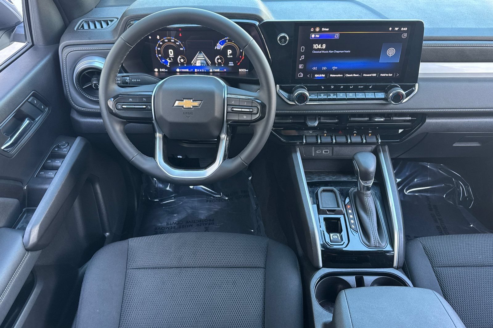 Used 2026 Chevrolet Colorado LT RWD image 17