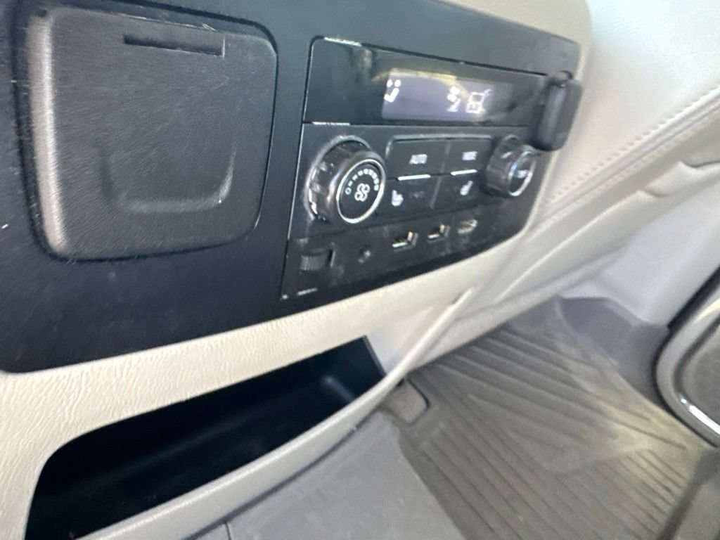 Used 2018 GMC Yukon Denali w/ Open Road Package AWD/4WD image 27