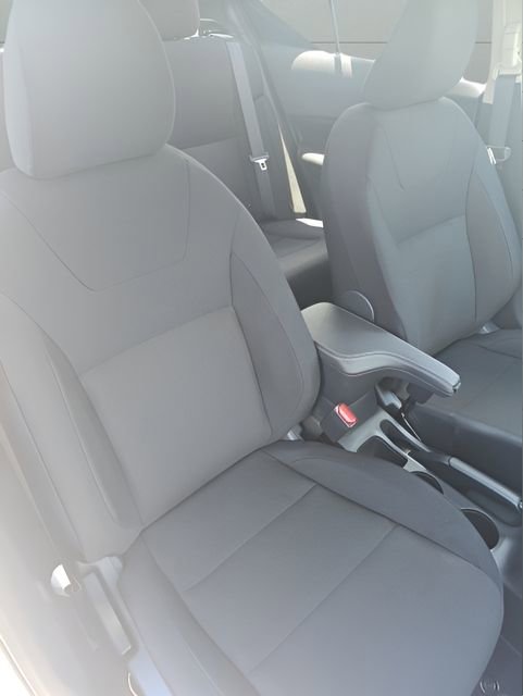 New 2025 Nissan Kicks Play S FWD image 11