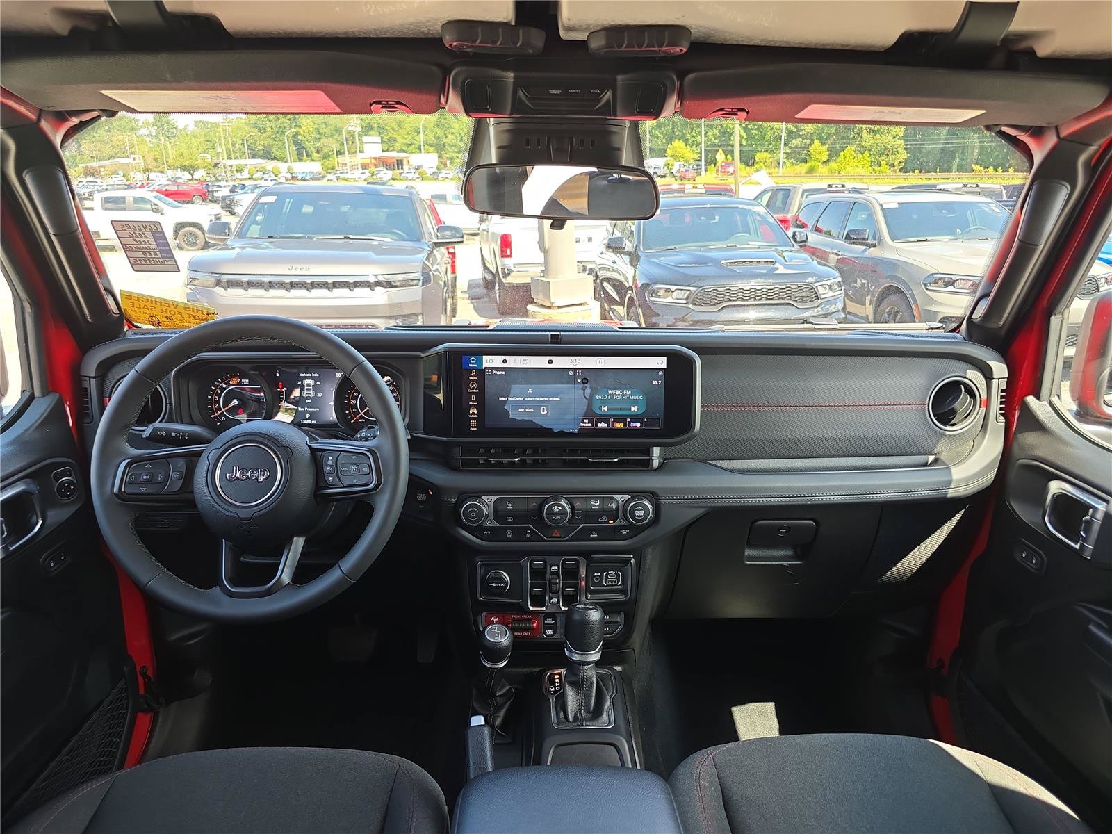 Used 2026 Jeep Wrangler Unlimited Rubicon AWD/4WD image 17