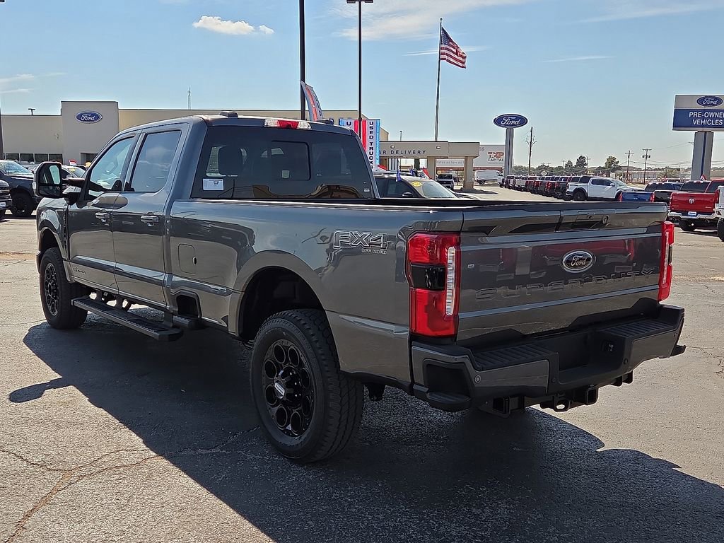 New 2026 Ford F350 Lariat w/ Black Appearance Package AWD/4WD image 3