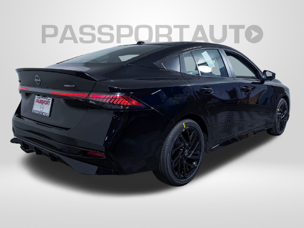 New 2027 Nissan Sentra SR w/ SR Premium Package FWD image 5