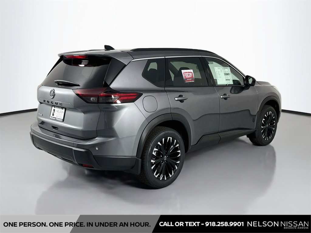 New 2026 Nissan Rogue Dark Armor FWD image 5