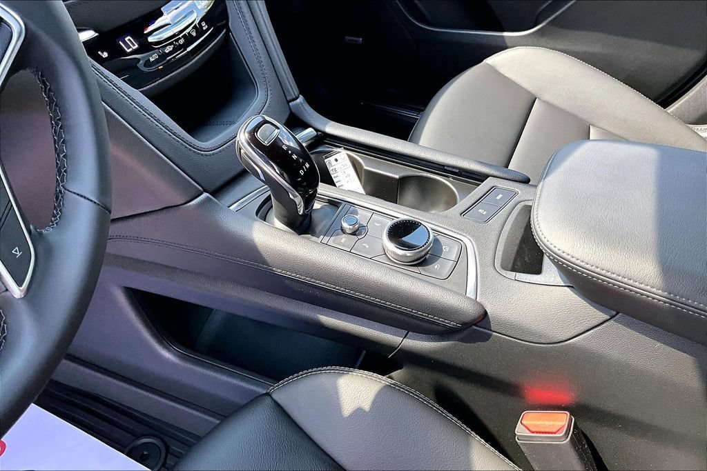 New 2026 Cadillac XT5 Luxury w/ LPO, Floor Liner Package FWD image 8