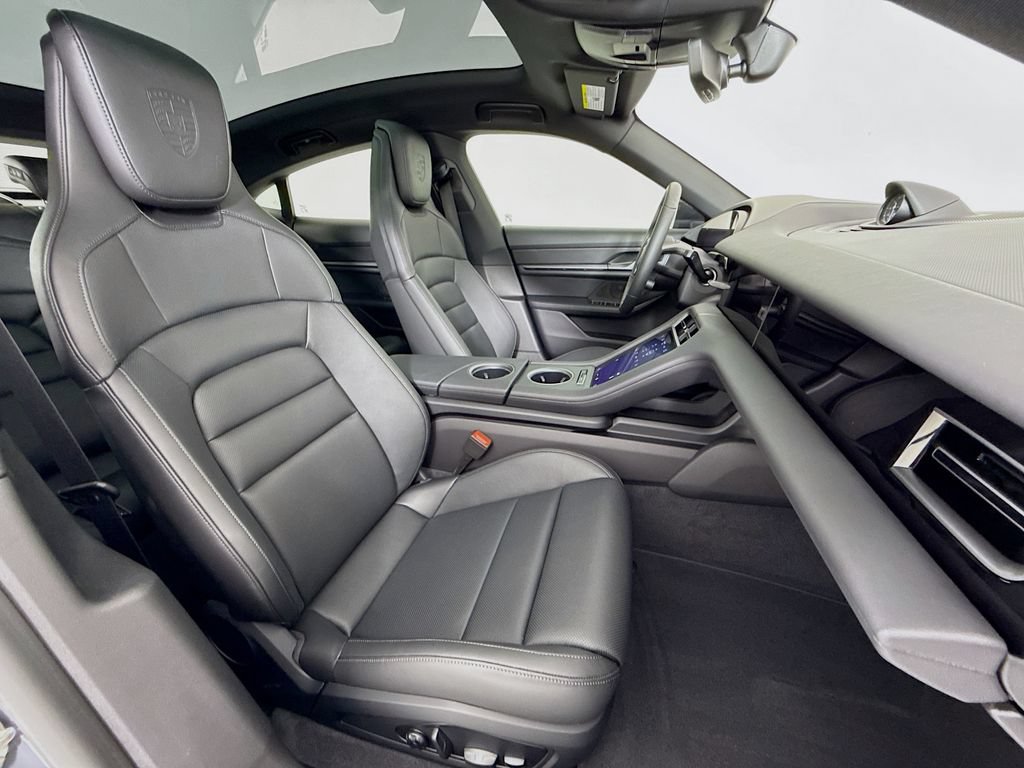 New 2026 Porsche Taycan AWD/4WD image 30
