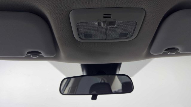 Used 2018 Toyota Corolla LE FWD image 18