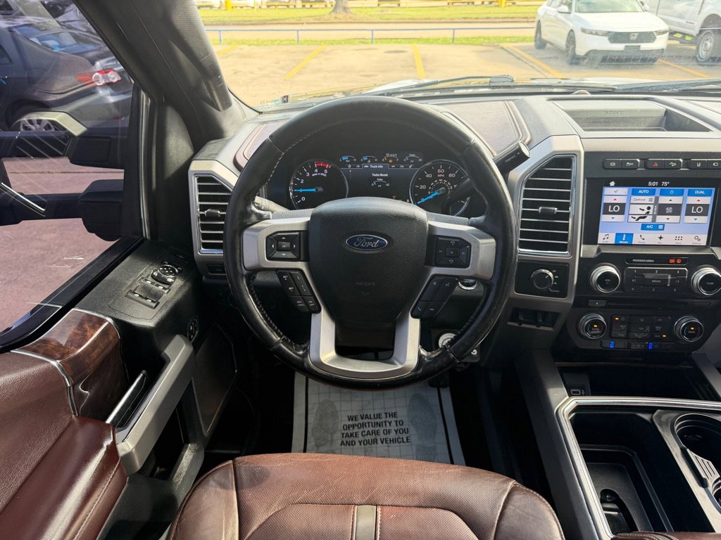 Used 2017 Ford F450 Platinum w/ Platinum Ultimate Package AWD/4WD image 31