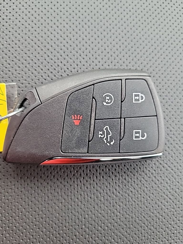 Used 2026 GMC Sierra 1500 SLT image 31