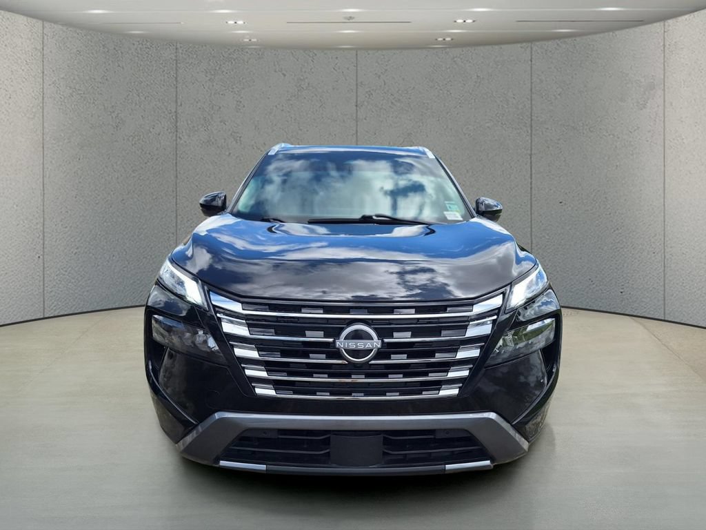 Used 2024 Nissan Rogue SL w/ SL Premium Package FWD image 8