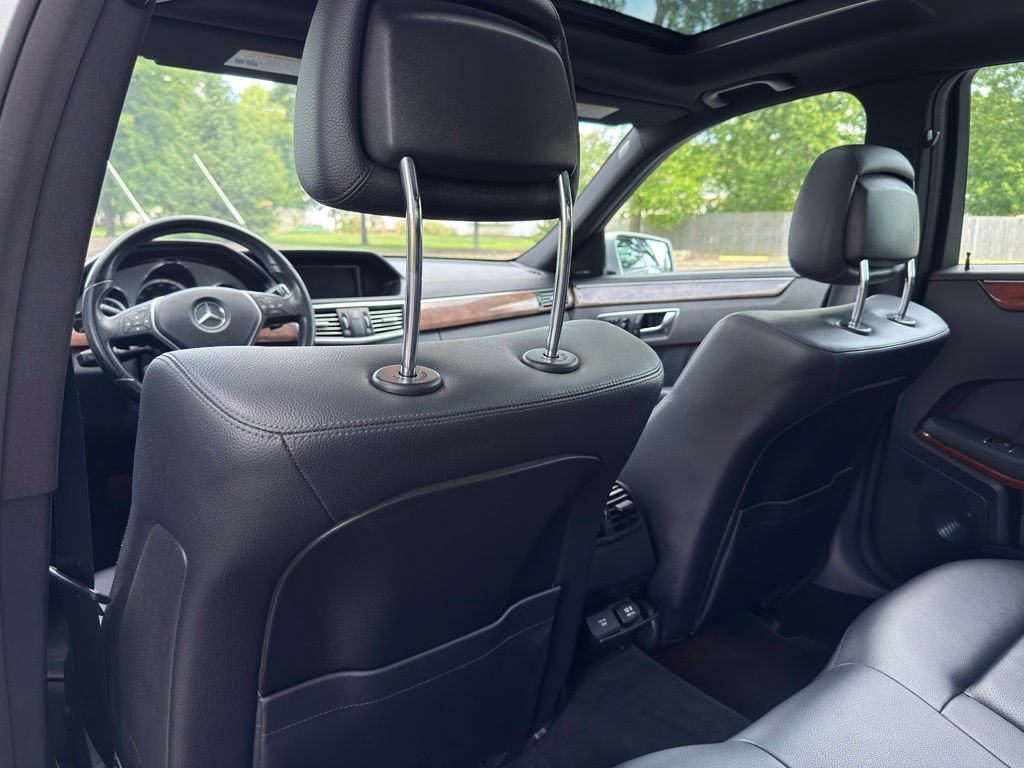 Used 2012 Mercedes-Benz E 350 4MATIC Sedan image 21