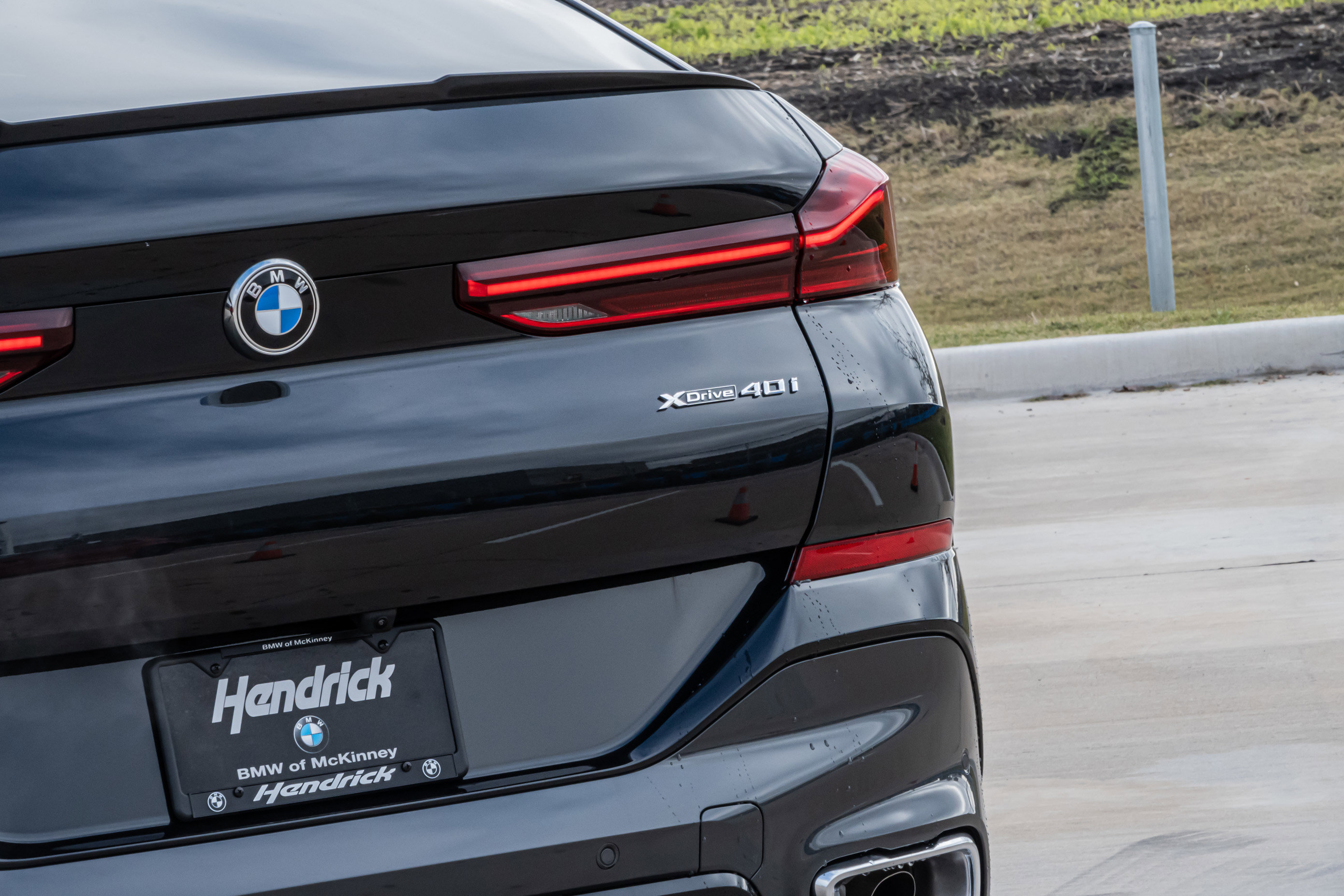 New 2026 BMW X6 xDrive40i w/ Premium Package image 8