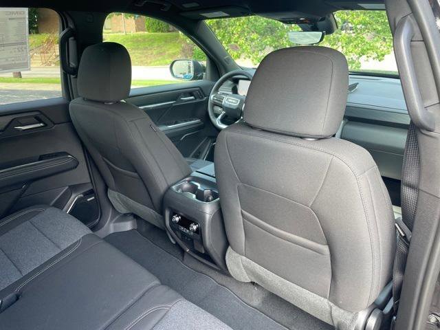 New 2026 GMC Acadia Elevation image 37