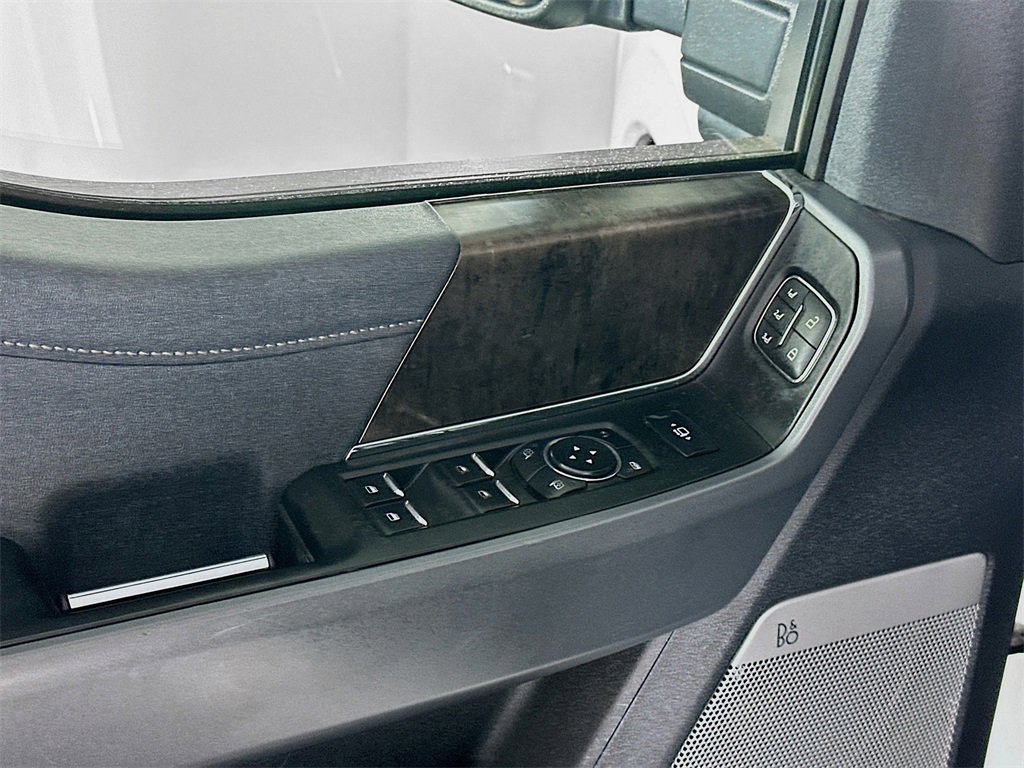 Used 2024 Ford F250 Lariat w/ Lariat Ultimate Package image 24